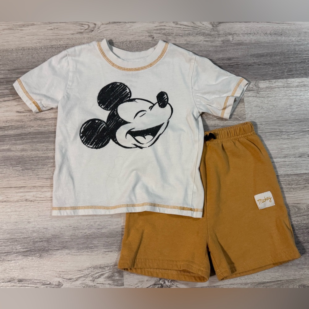 Disney Mickey Mouse Cream and Tan Set